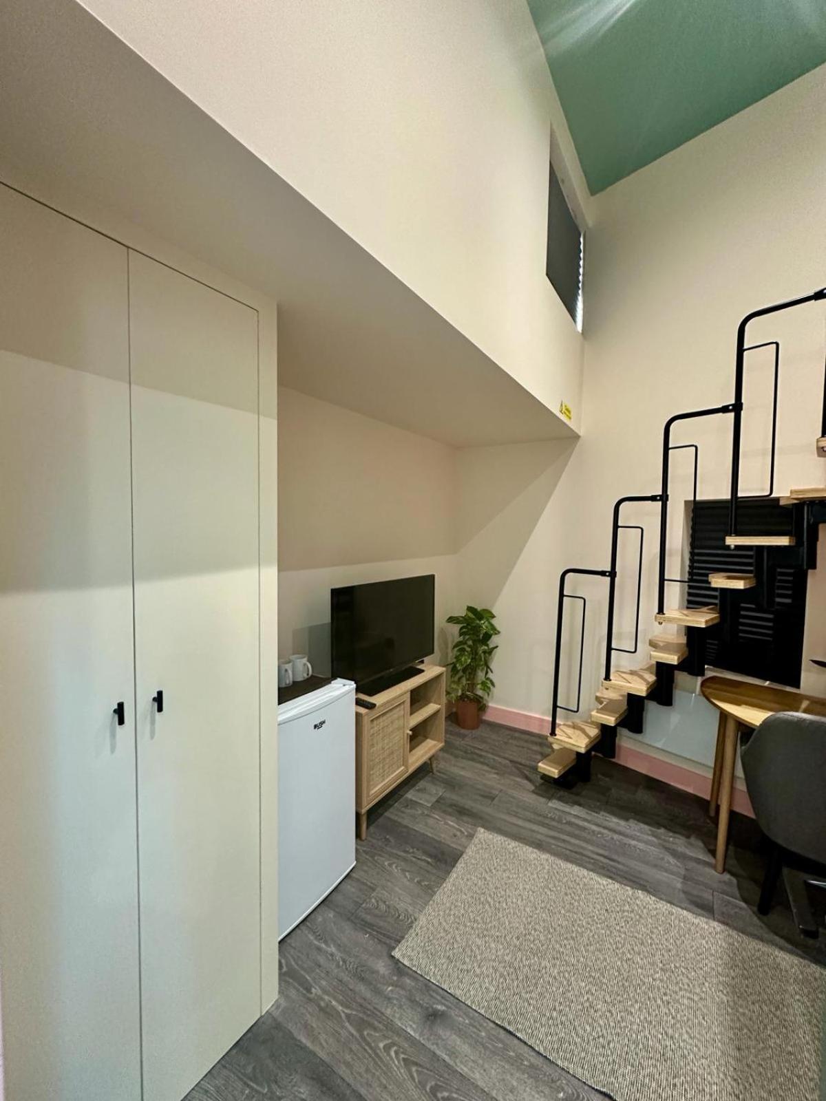 Cozy En-Suite Loft In Trendy Local ลอนดอน ภายนอก รูปภาพ